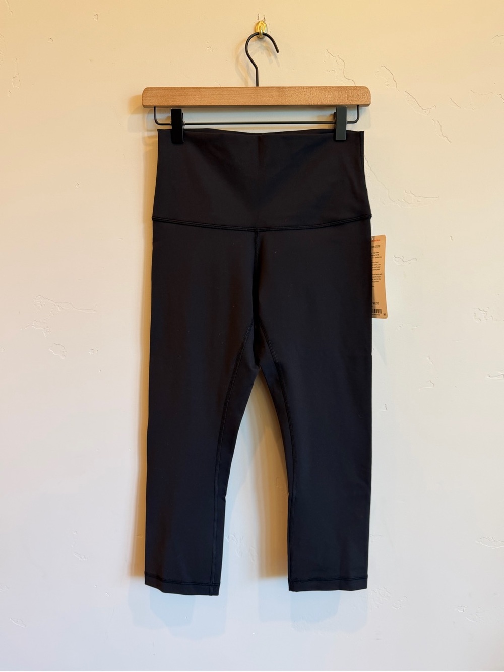 LULULEMON ATHLETICA Black Wunder Under High Rise Crop